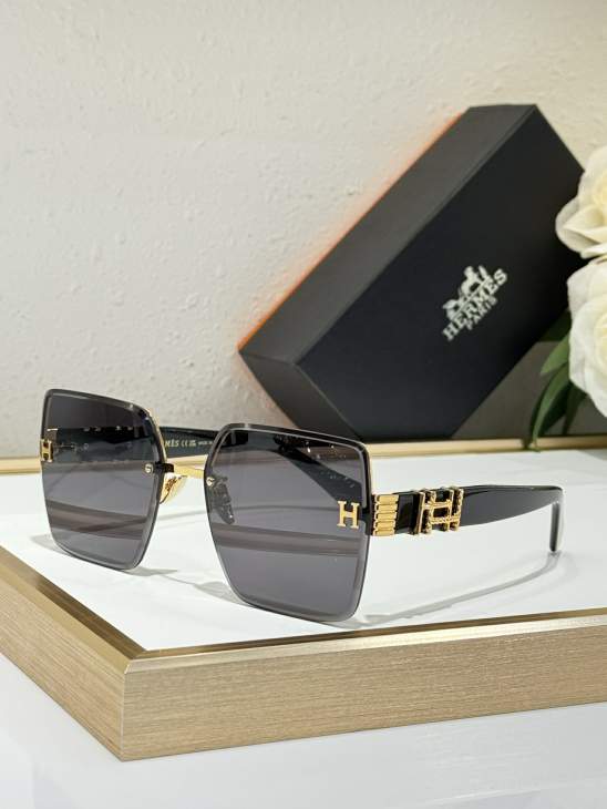 Picture of Hermes Sunglasses _SKUfw74525635fw